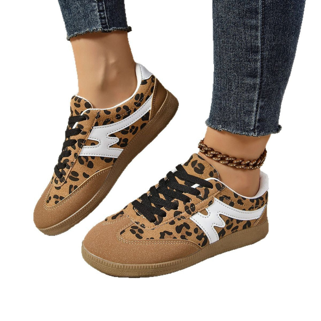 Women's sporty sneakers with breathable upper material and non-slip sole Mune Fashion