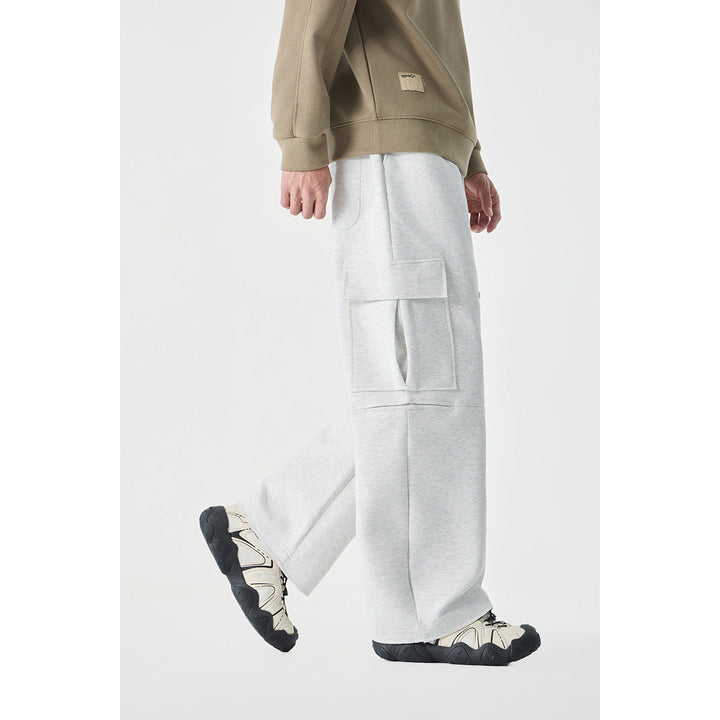 Women's Wide Cargo Jogging Pants made of French Terry with Elastic Waistband and Attached Flap Pockets Mune Fashion