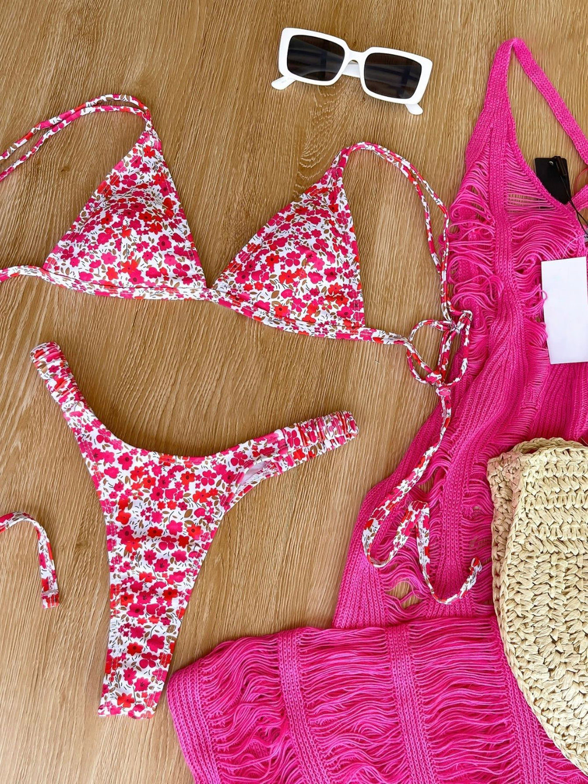 Women's triangle bikini with floral design and adjustable straps Mune Fashion