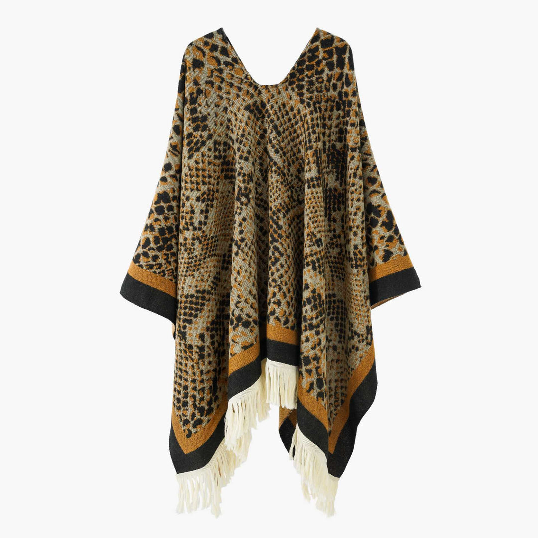 Women's Jacquard Poncho with V-Neck, Animal Print and Fringed Hem Mune Fashion