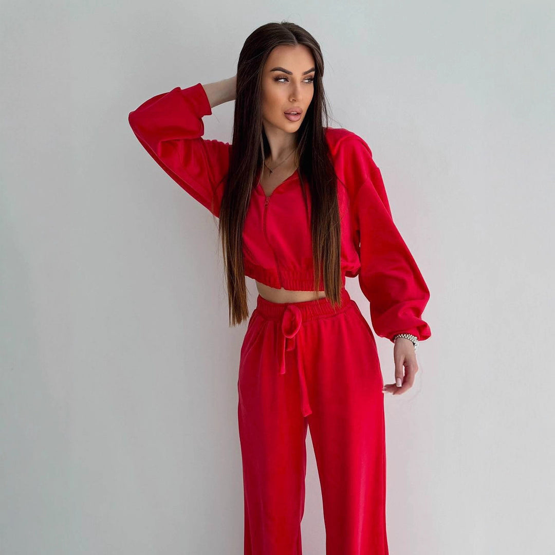 Women's Two-Piece Velvet Loungewear Set with Cropped Zip Jacket and Wide High-Waist Sweatpants Mune Fashion