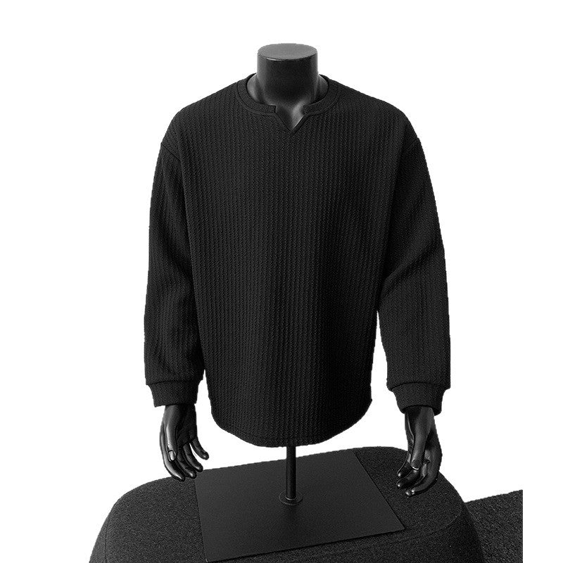 Men's coarse structured knit sweater with V-shaped slit collar and rounded hem Mune Fashion