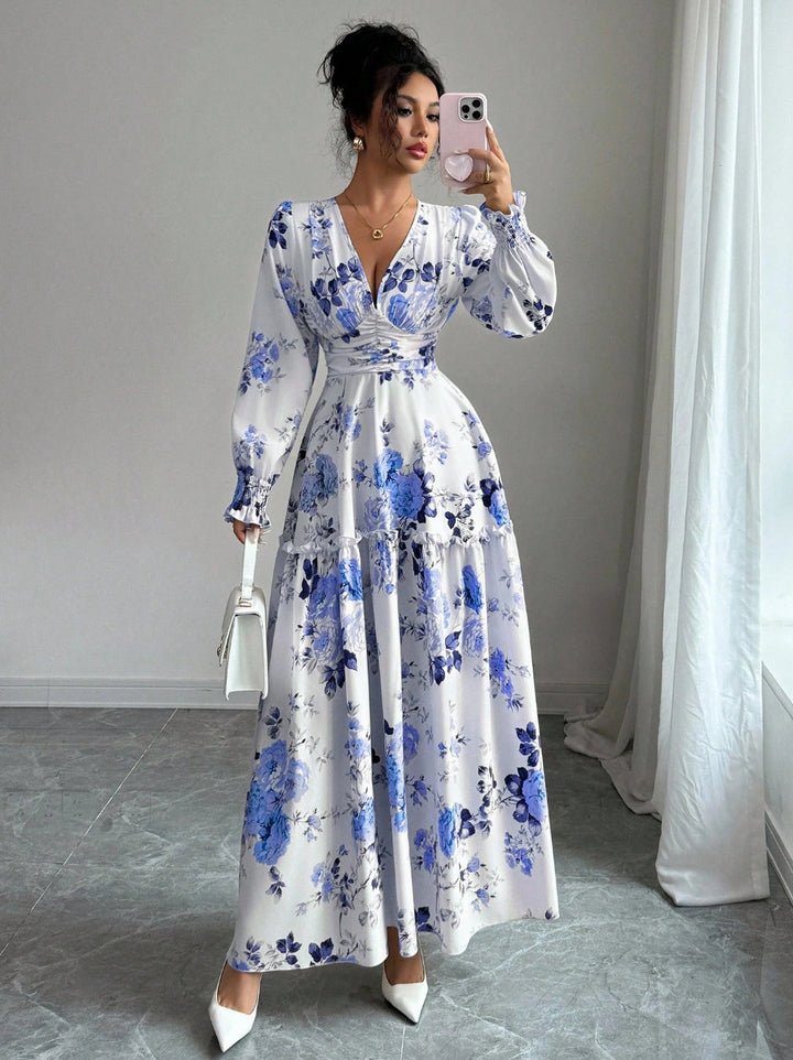 Women's Maxi Dress with Floral Details Mune Fashion