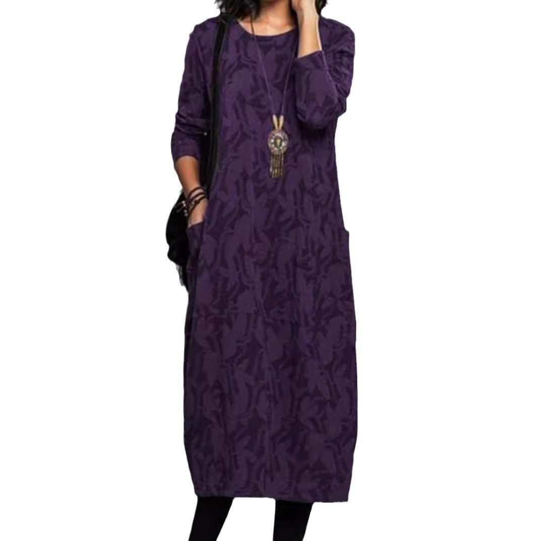 Women's casually cut midi dress made of fine knit with tone-on-tone jacquard, round neckline, and side pockets Mune Fashion