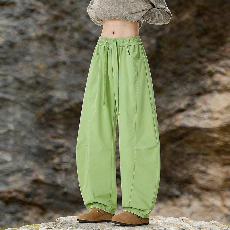 Women's Oversize Cargo Pants made of cotton blend with high elastic waistband and leg cuffs Mune Fashion