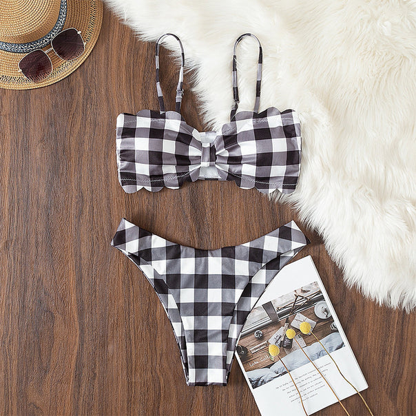 Women's bandeau bikini with playful layered ruffles Mune Fashion