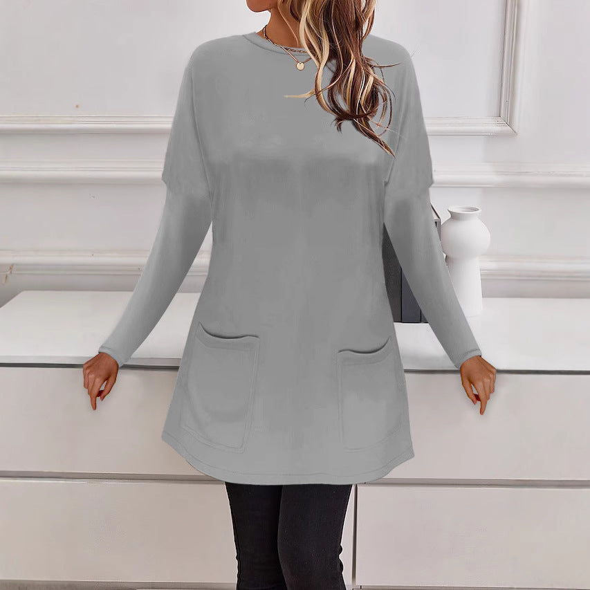 Women's Longline Fine Knit Tunic with Round Neckline and Patch Pockets Mune Fashion