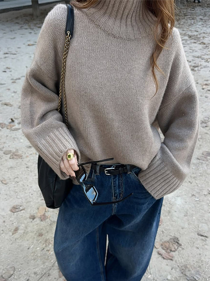 Women's Oversize Rollneck Sweater made of fine knit with dropped shoulders and ribbed cuffs Mune Fashion