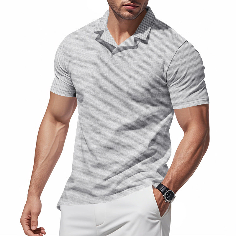 Men's structured short-sleeve polo with open V-neck and close-fitting cut Mune Fashion
