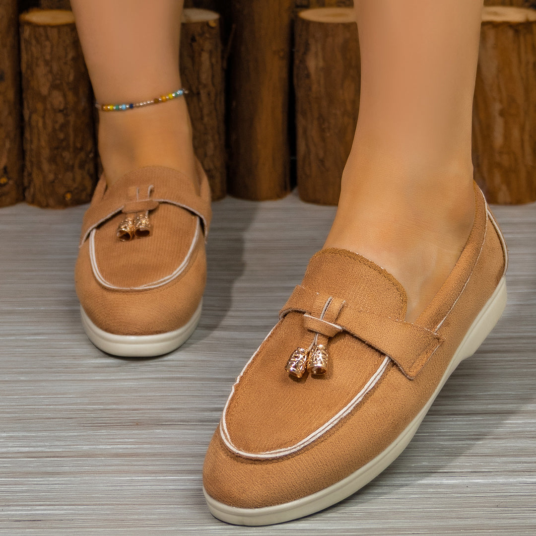 Women Moccasin Slipper with Decorative Tassels and Padded Comfort Footbed Mune Fashion