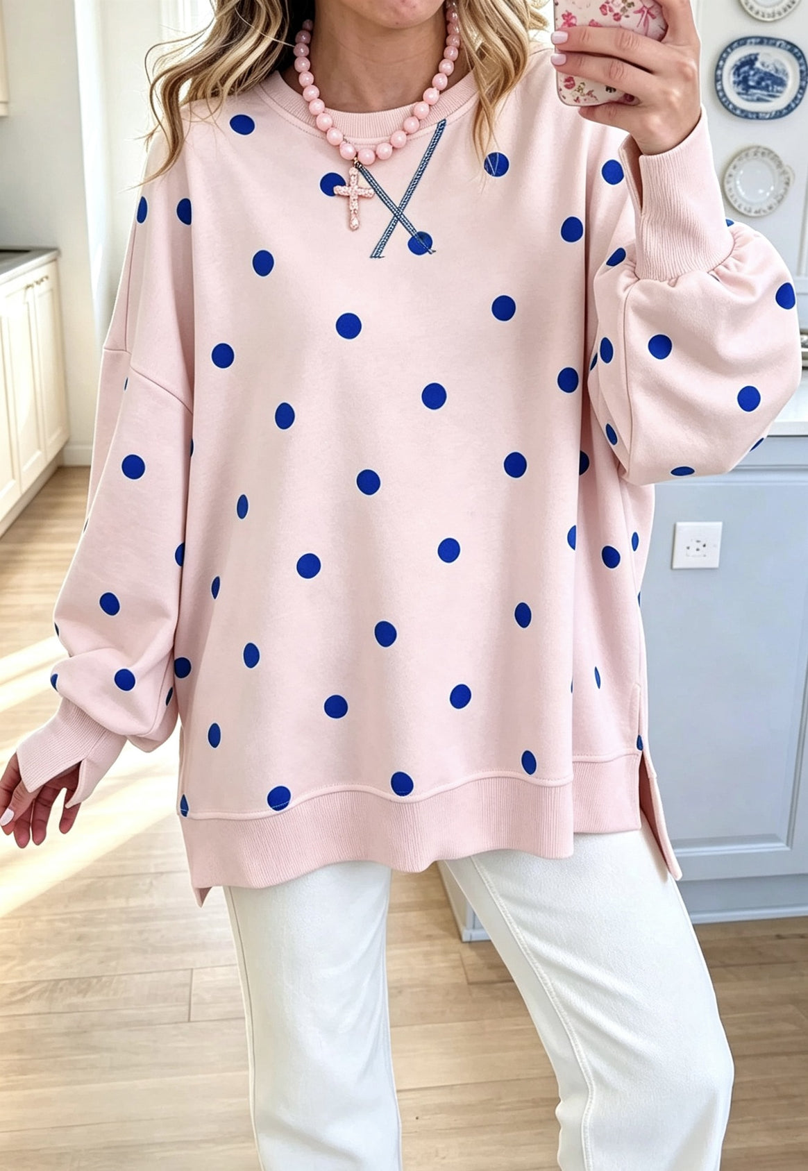 Women's Oversize Sweatshirt with Puff Sleeves, Polka Dots and Side Slits Mune Fashion
