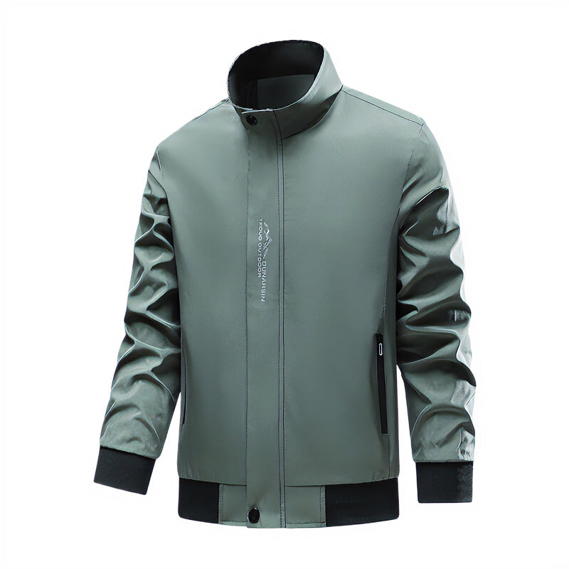 Men's sporty transitional jacket with high closing collar and side zip pockets Mune Fashion