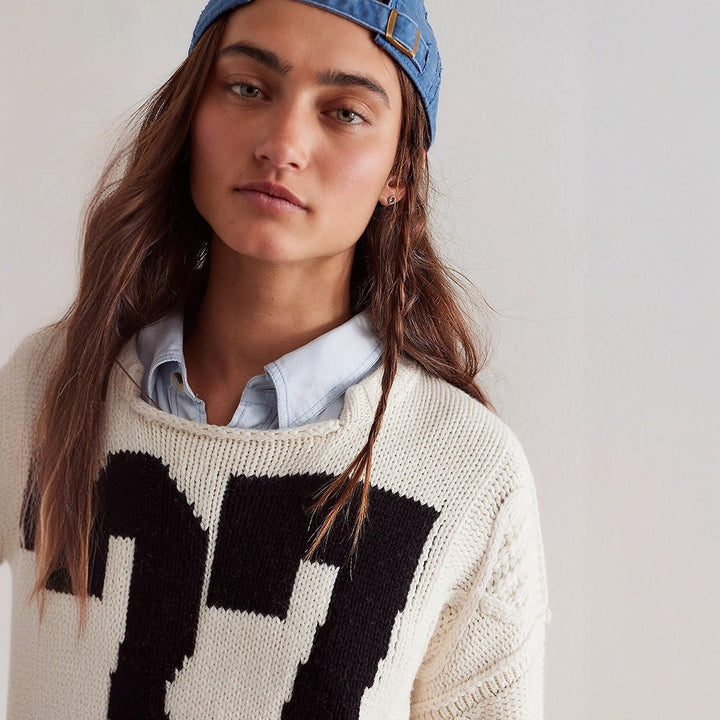 Women's Oversized Chunky Knit Sweater with Sporty Number Decor & Braided Knit Detail Mune Fashion