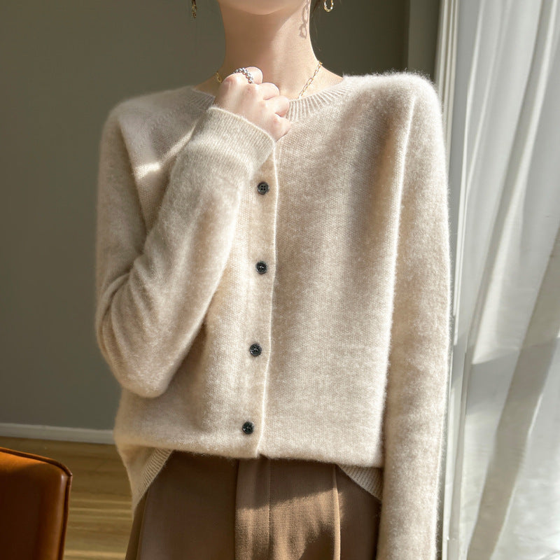 Women's Short-Cut Fine Knit Cardigan with Round Neck and Shimmering Button Placket Mune Fashion