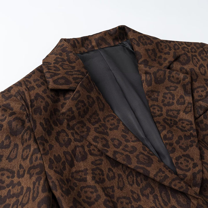 Women's Oversize Blazer with Leopard Print, Notched Lapel and Flap Pockets Mune Fashion