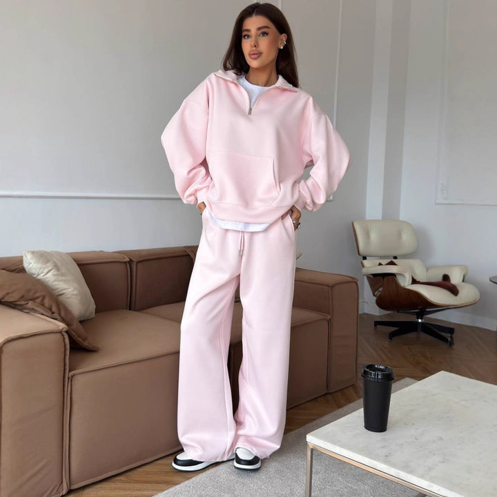 Women nan wide half-zip lounge set with hoodie, kangaroo pocket and flowing wide-leg pants Mune Fashion