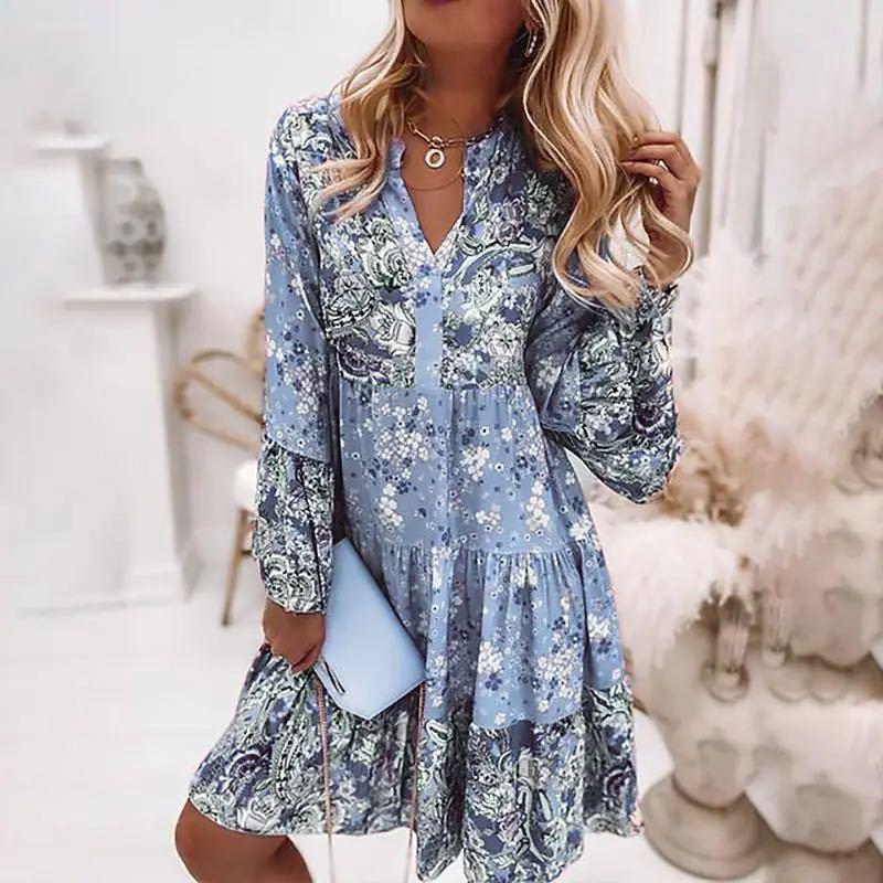 Women nan floral Boho dress with V-neck and tiered skirt Mune Fashion