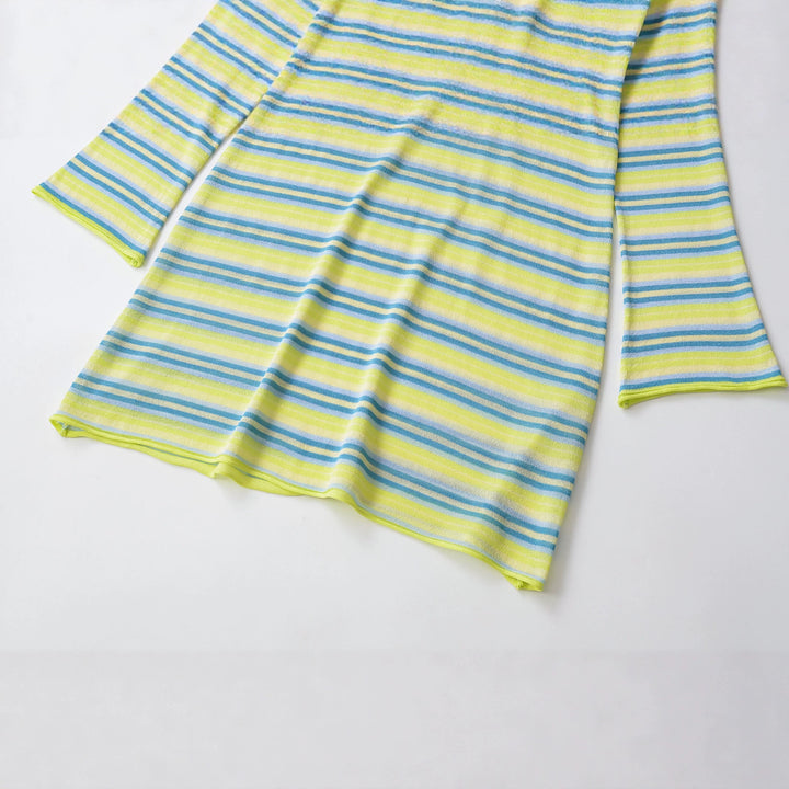 Women’s fine knit long sleeve with horizontal stripe pattern and wide sleeve opening Mune Fashion