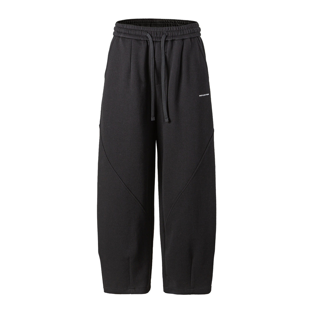 Women's Cropped Sweatpants with Elastic Waistband and Decorative Seams Mune Fashion