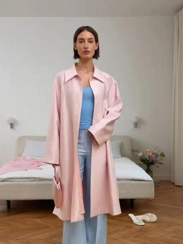 Women’s lightweight satin-like long coat in oversized cut with wide lapels Mune Fashion