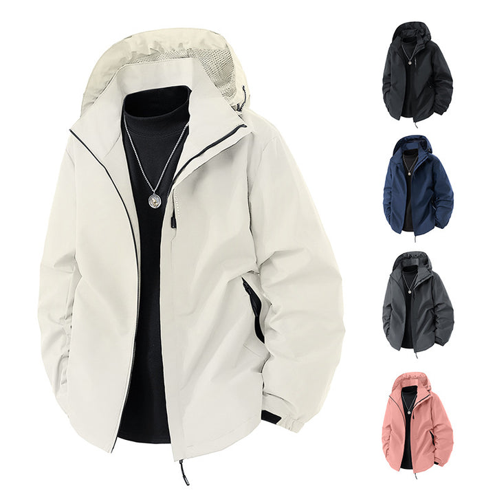 Men's lightweight weatherproof softshell jacket with adjustable hood, windproof outer layer and breathable mesh lining Mune Fashion