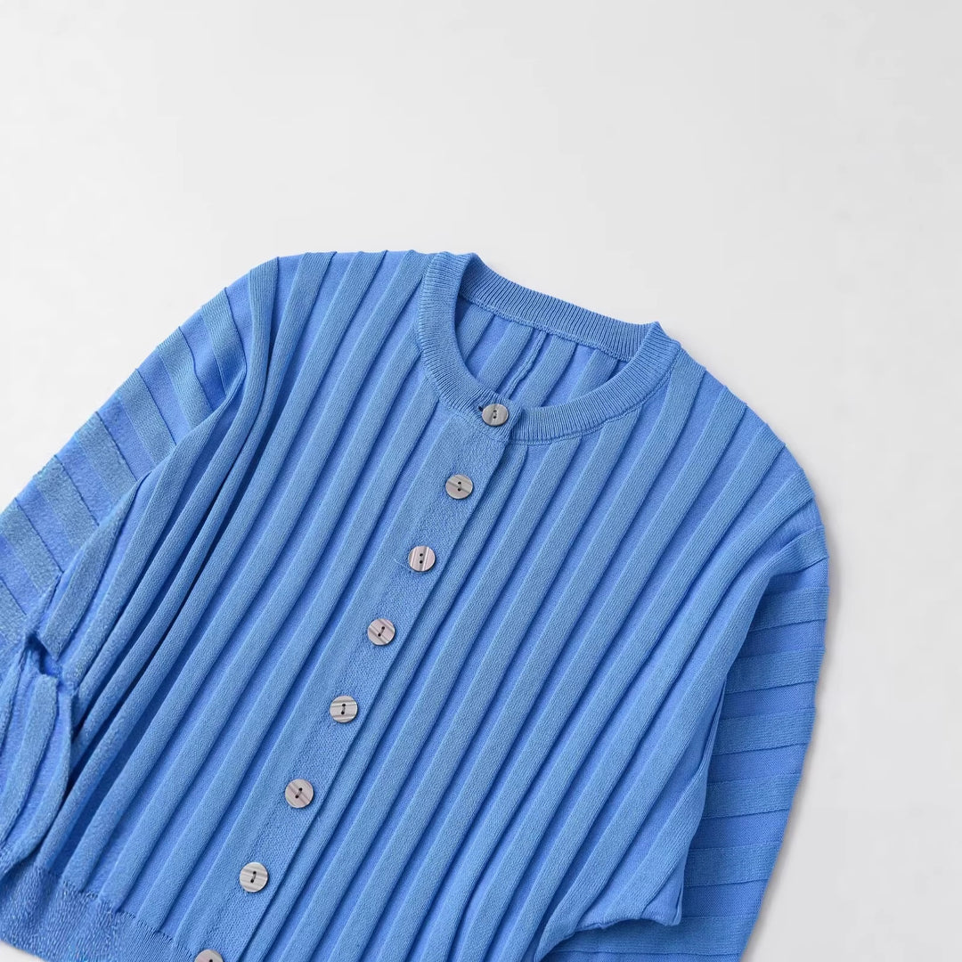 Women Ribbed Knit Cardigan with Balloon Sleeves and Continuous Button Placket Mune Fashion