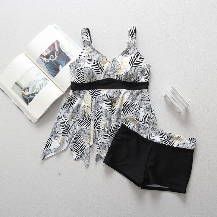 Women's swimsuit with ruffles and elegant ribbed texture Mune Fashion