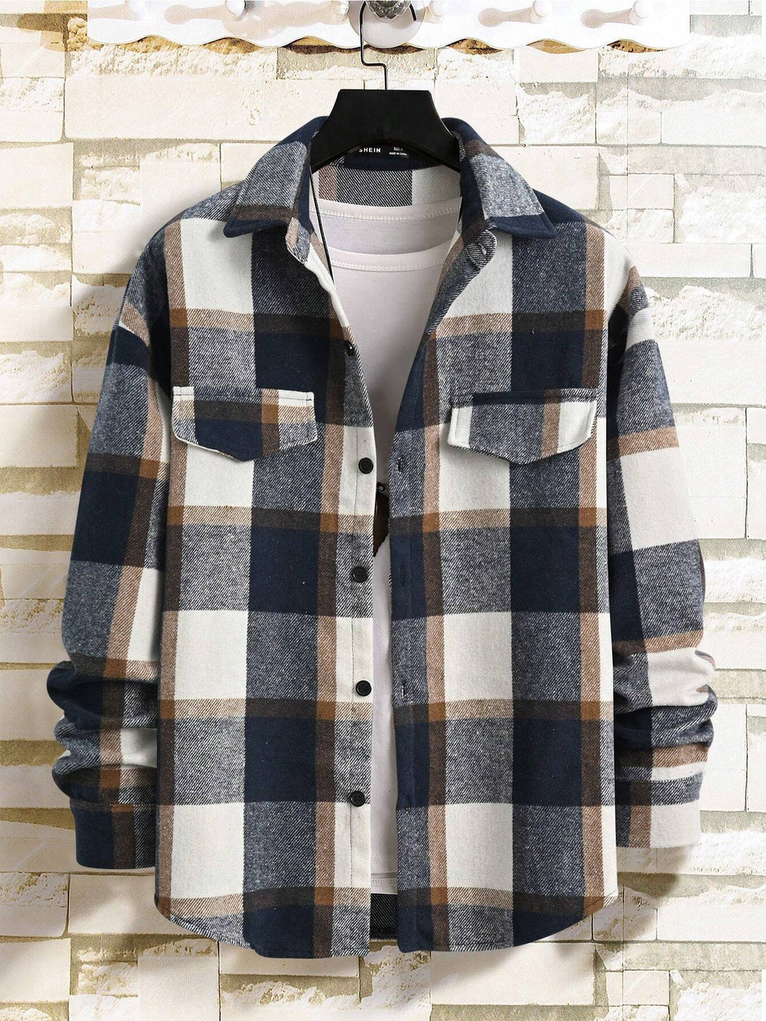 Men's oversized check shirt jacket made of soft flannel with patch chest pockets Mune Fashion
