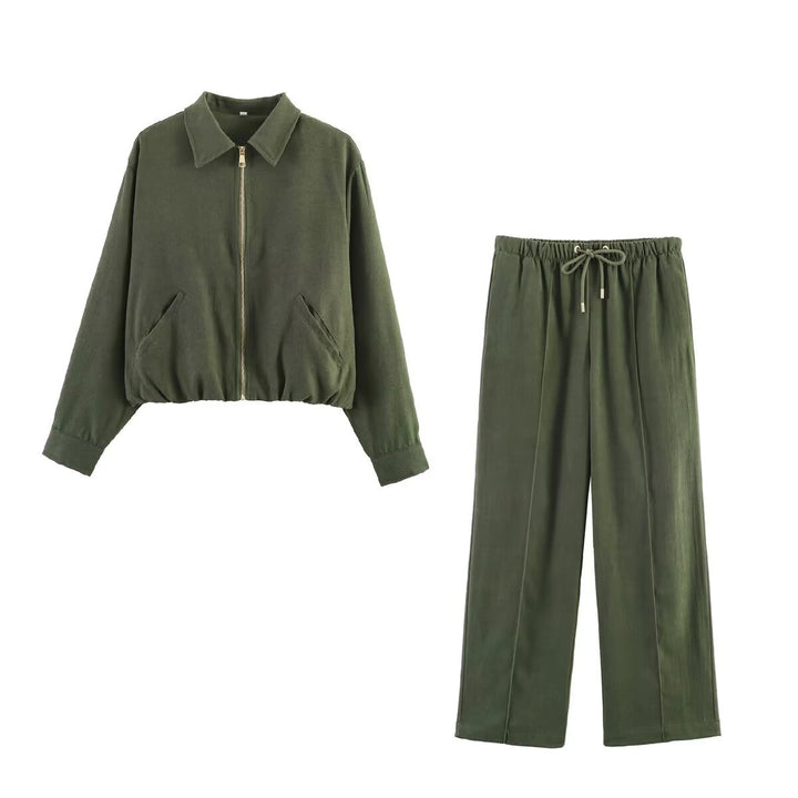 Ladies cropped blouson jacket in velour look with shirt collar, elastic hem and side pockets Mune Fashion