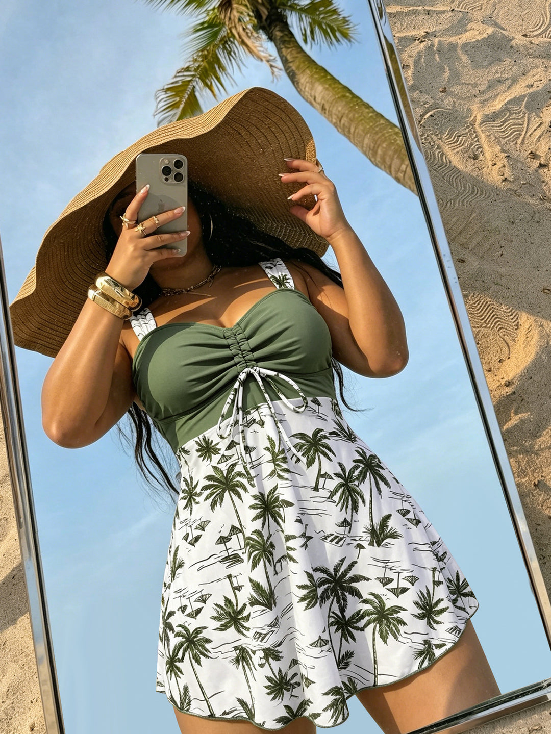 Ladies figure-flattering tankini with fashionable skirt Mune Fashion