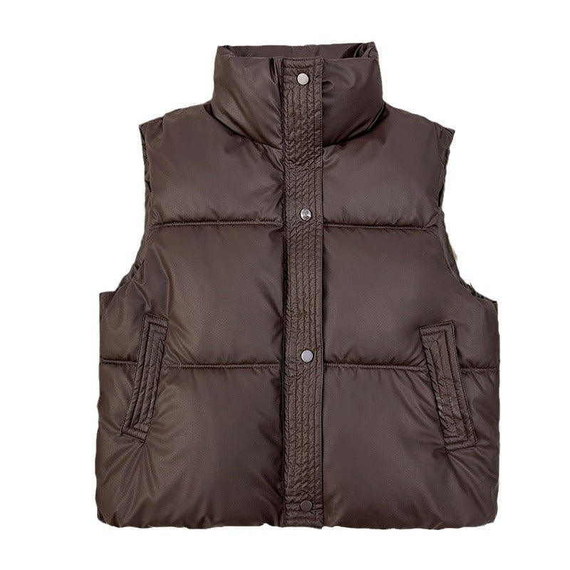 Women's sleeveless padded quilted vest with high stand-up collar and drawstring Mune Fashion