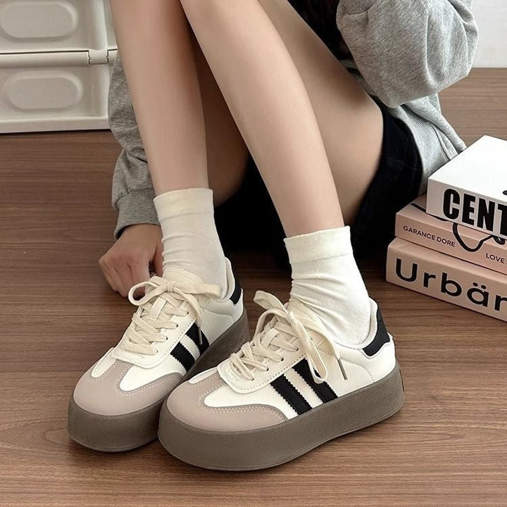 Women's sneakers with breathable upper material and non-slip sole Mune Fashion
