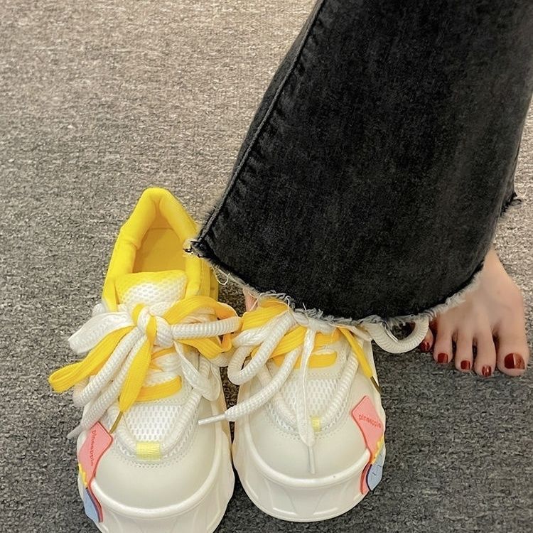 Women's sporty sneakers with playful design and stunning sole Mune Fashion