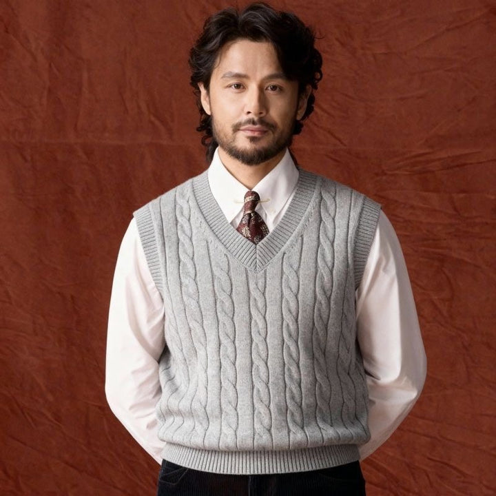 Men's knitted vest with cable pattern and V-neck Mune Fashion