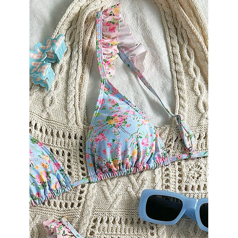 Women Triangle Bikini Set with Ruffle Details and Floral Patterns Mune Fashion