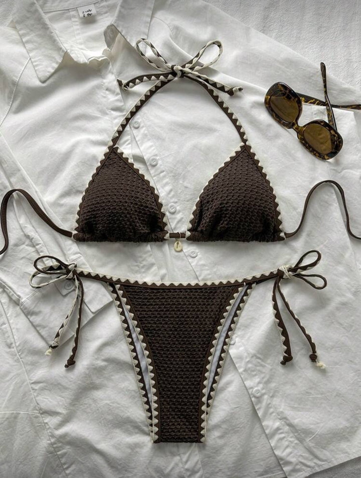 Women Triangle Bikini with Ruffles Mune Fashion