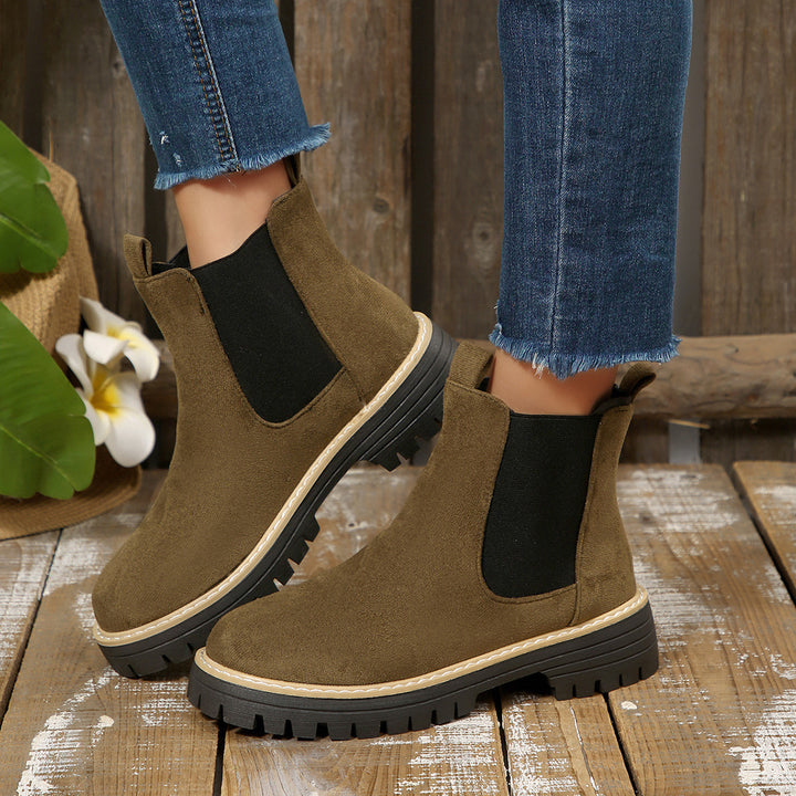 Ladies nan Chelsea boots with profiled tractor sole and elastic side panels Mune Fashion