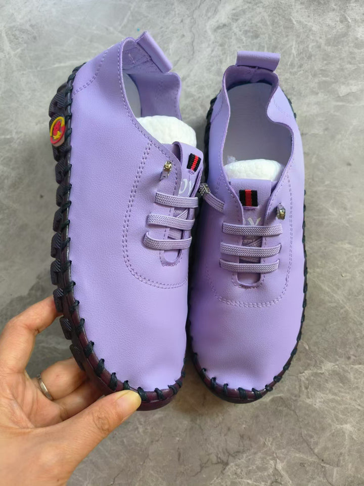 Women's lightweight, soft slip-on with hand-stitched rubber sole and elastic lacing Mune Fashion