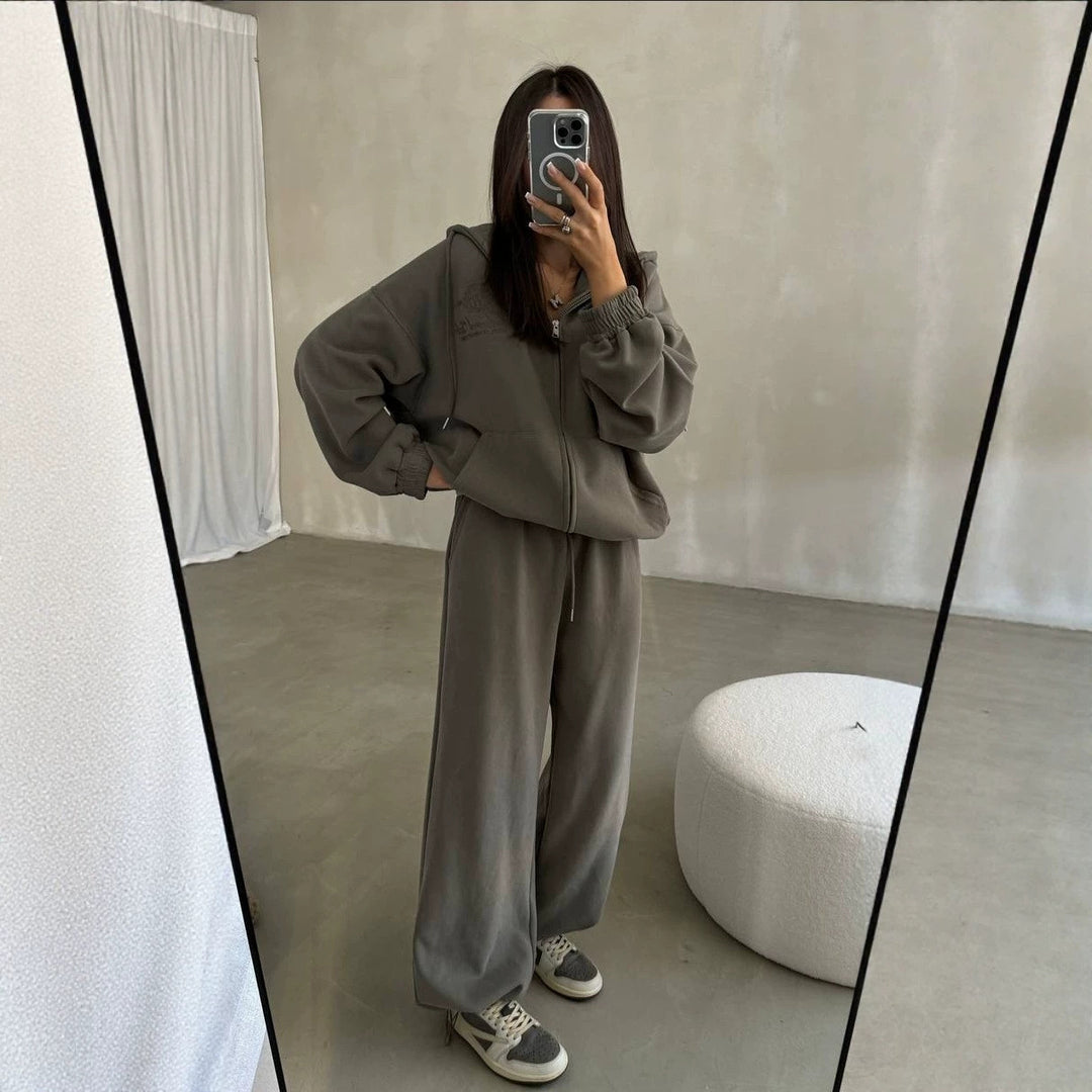 Women's Soft Oversized Hoodie Sweat Jacket Set with Wide Jogging Pants Mune Fashion