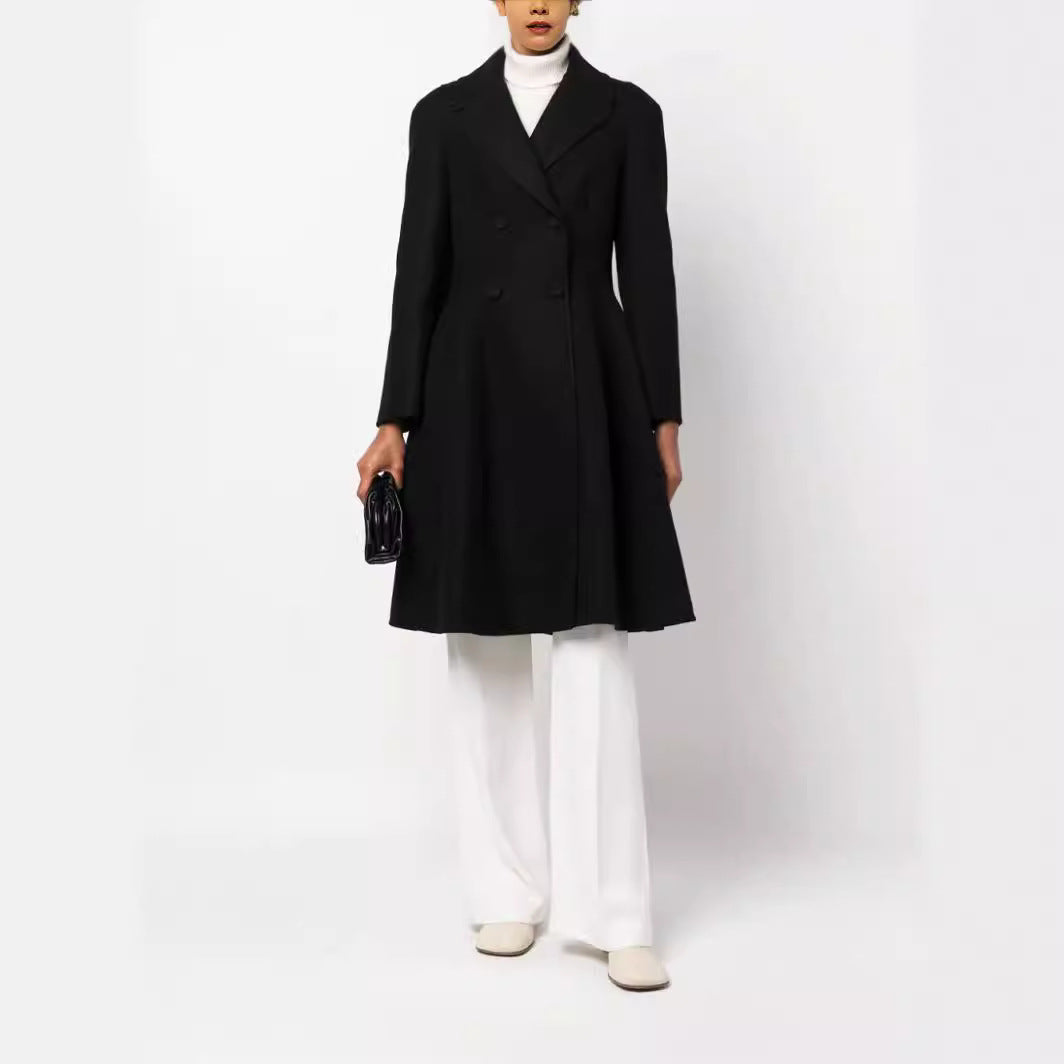 Ladies midi-length coat with tailored seam guidance, A-line and concealed double-button placket Mune Fashion