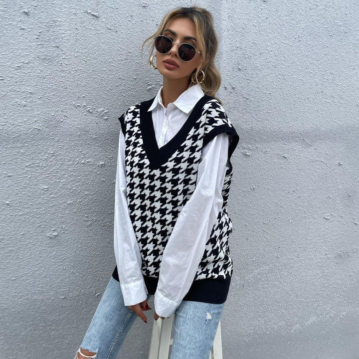 Women's Oversized Knitted Vest with Houndstooth Pattern and V-Neck Mune Fashion