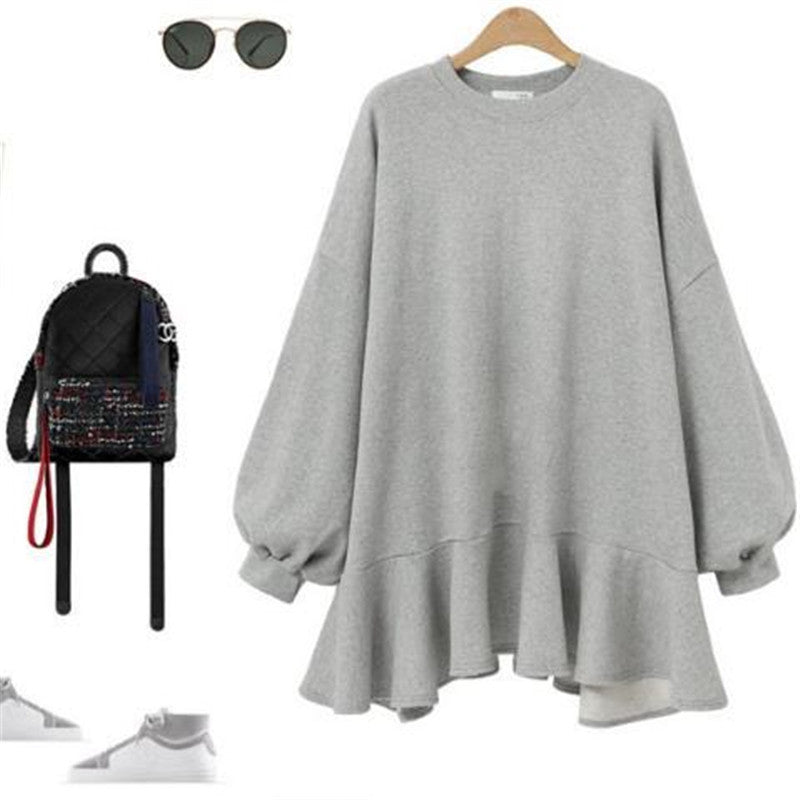 Women's oversized sweatshirt dress with ruffle hem and balloon sleeves Mune Fashion