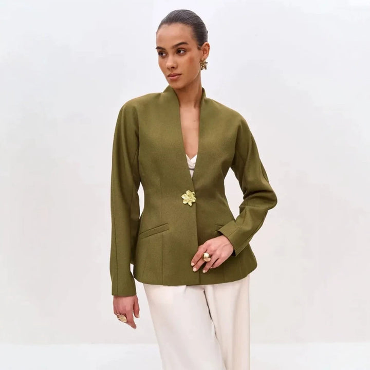 Women's sculptural tailored jacket with peplum, stand-up collar and decorative brooch Mune Fashion