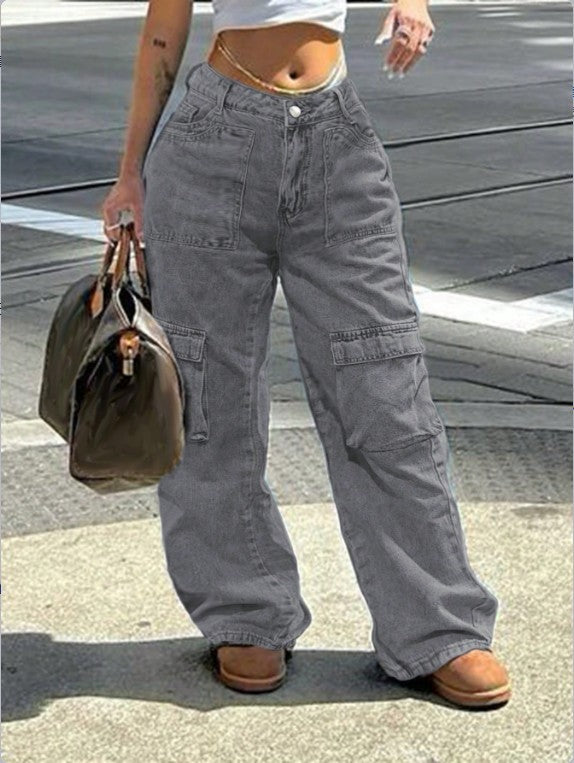 Women's cargo jeans in a wide baggy cut with a high waist and utility pockets Mune Fashion