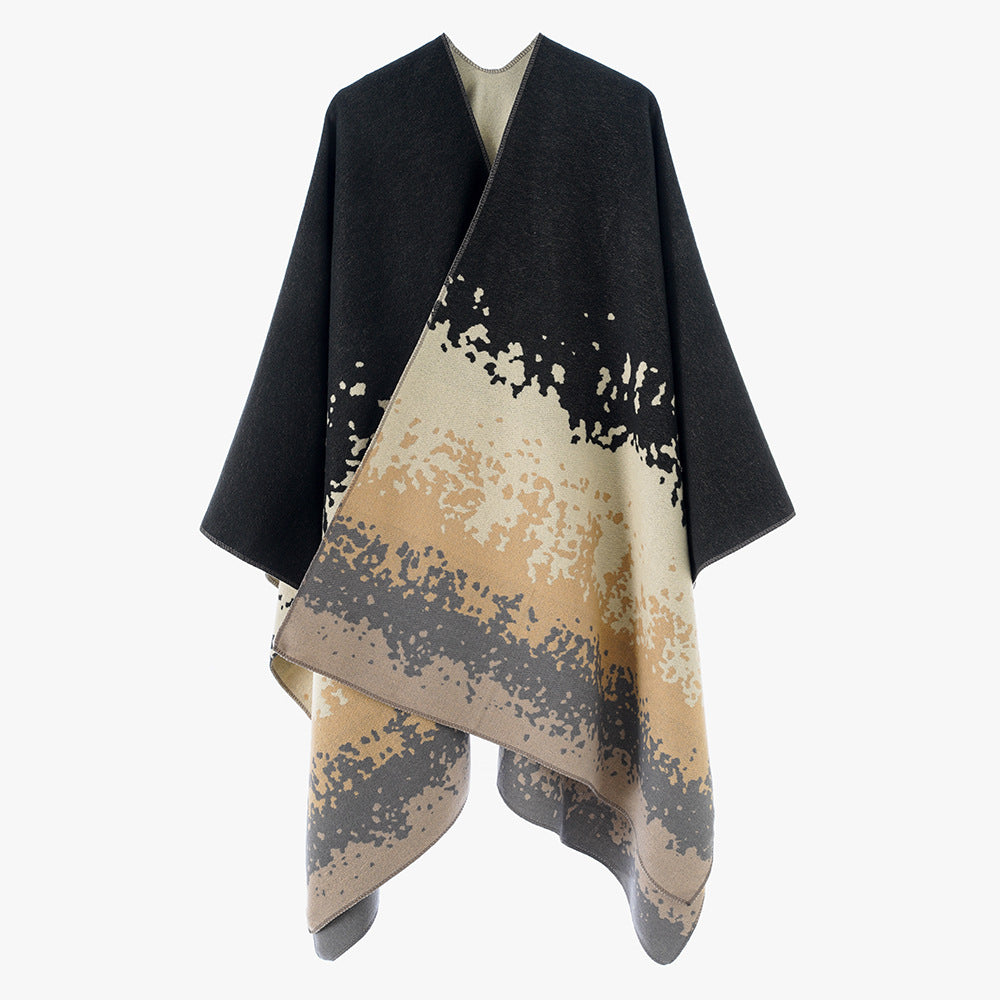 Women’s Oversize Reversible Poncho made of Jacquard with abstract color gradient Mune Fashion