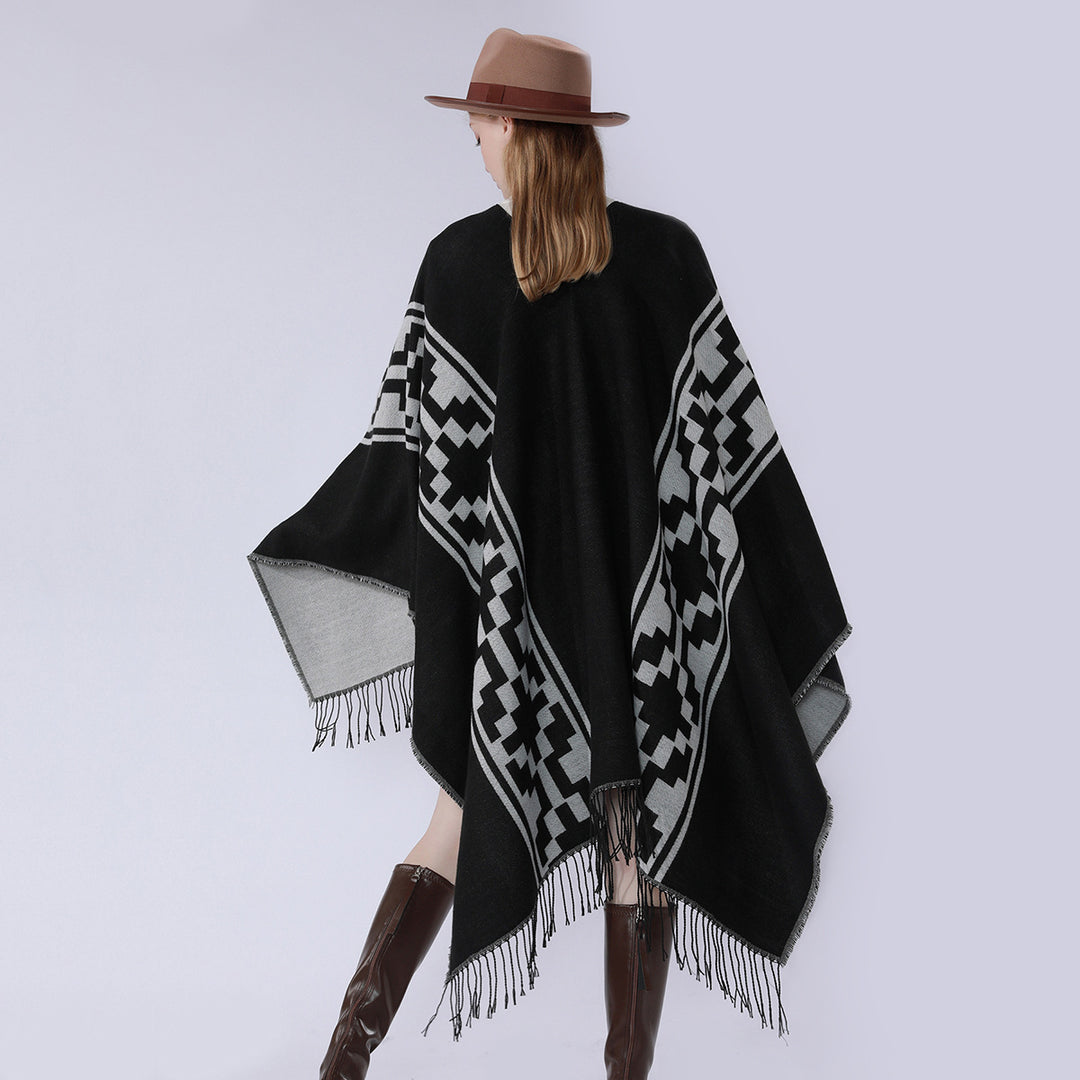 Women's Oversize Cape with geometric Jacquard, fringe hem and reversible function Mune Fashion