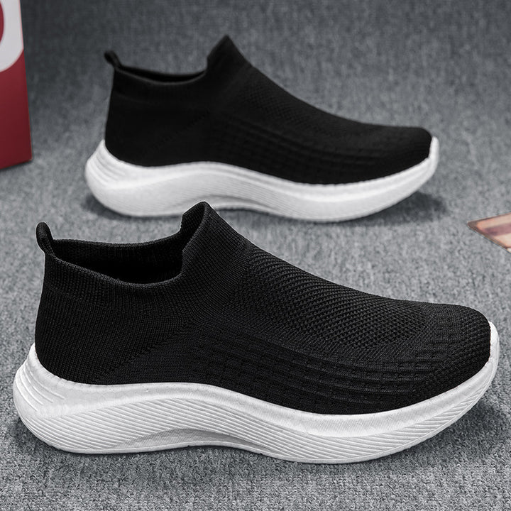 Men's seamless knit slip-on shoe with ergonomic midsole and heel tab Mune Fashion