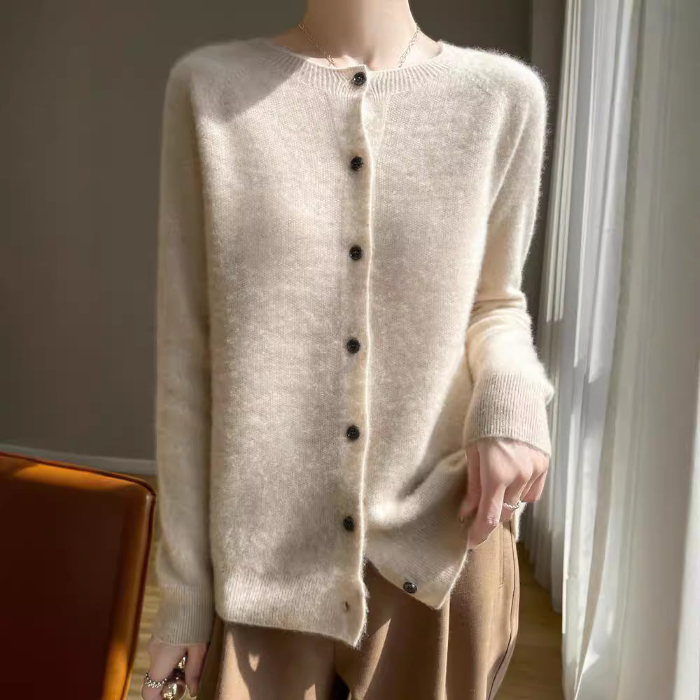 Women's Short-Cut Fine Knit Cardigan with Round Neck and Shimmering Button Placket Mune Fashion