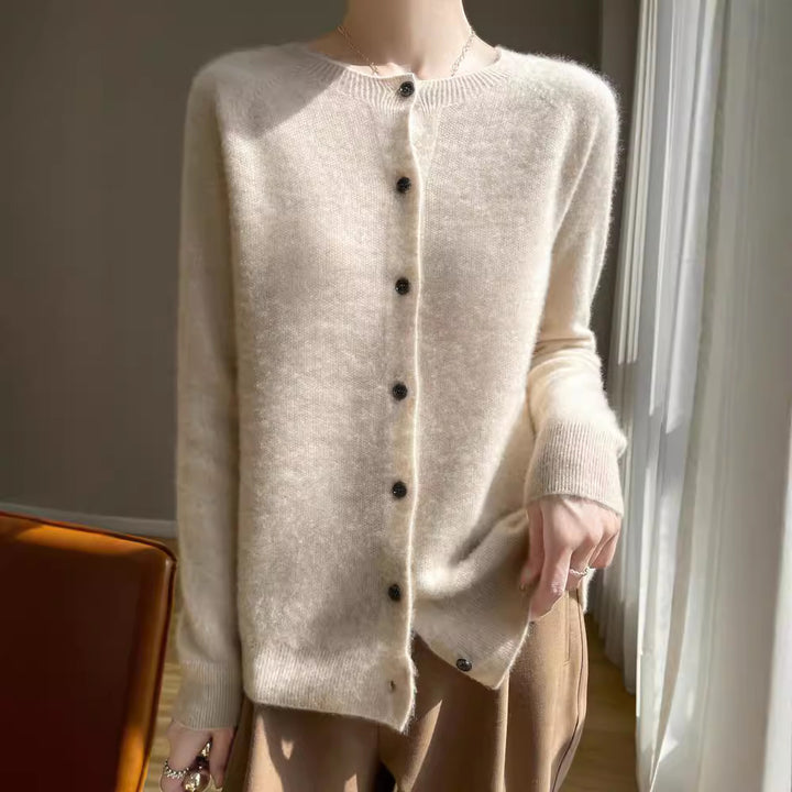 Women's Short-Cut Fine Knit Cardigan with Round Neck and Shimmering Button Placket Mune Fashion