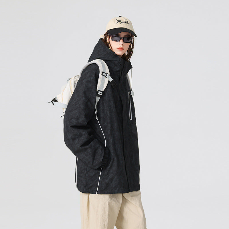 Men's technical rain jacket with hood, waterproof material and chest zipper Mune Fashion